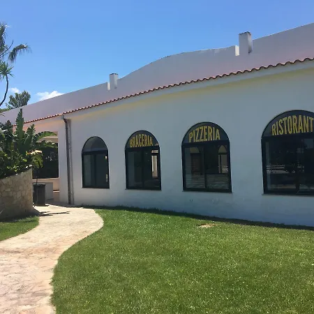 Prázdninový areál Villaggio Arcobaleno *