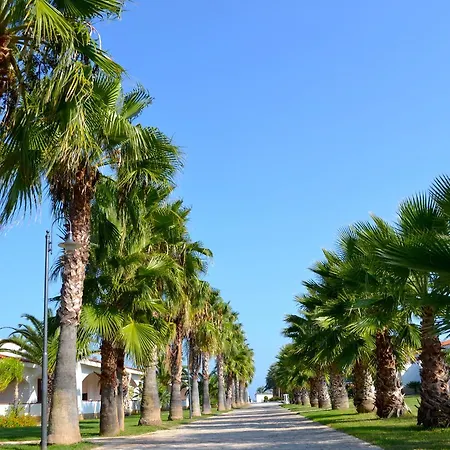 Villaggio Arcobaleno פארק נופש *