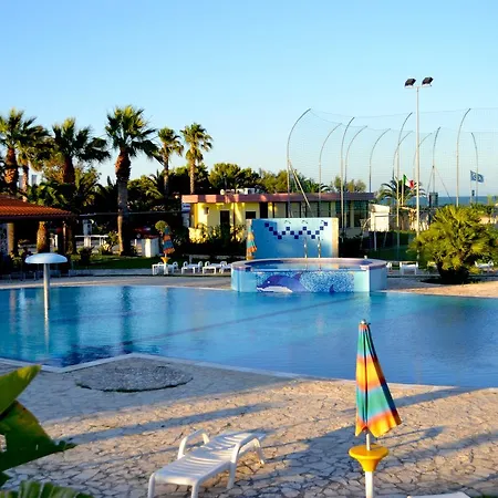 Parco vacanze Villaggio Arcobaleno *