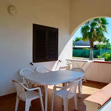 Villaggio Arcobaleno פארק נופש ויאסטה